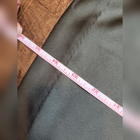 H&M button cuff satin shift dress - Picture 7 of 8